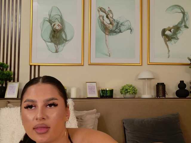 LaurenWade live cam on BongaCams