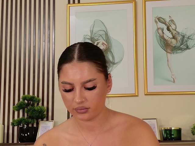 LaurenWade live cam on BongaCams