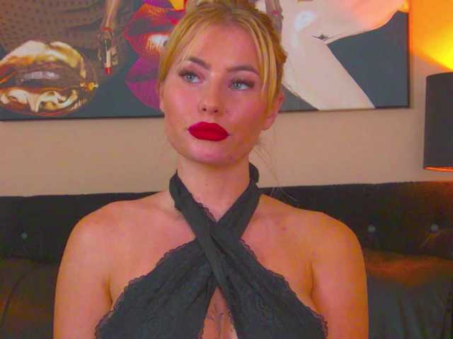 MisshaNight live cam on BongaCams