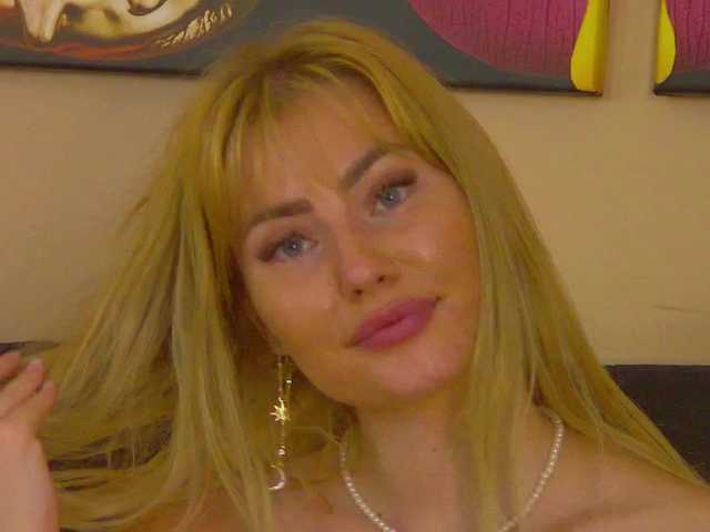 MisshaNight live cam on BongaCams