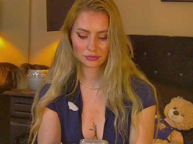 MisshaNight live cam on BongaCams