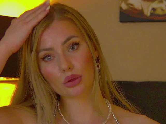 MisshaNight live cam on BongaCams