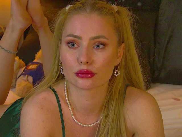 MisshaNight live cam on BongaCams