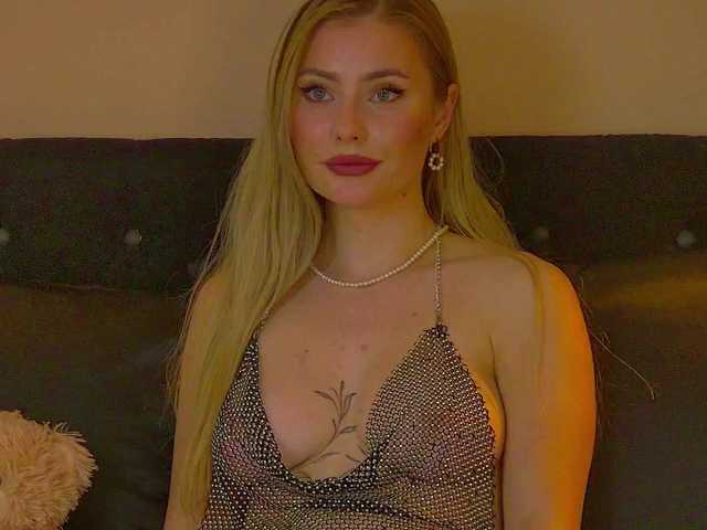 MisshaNight live cam on BongaCams