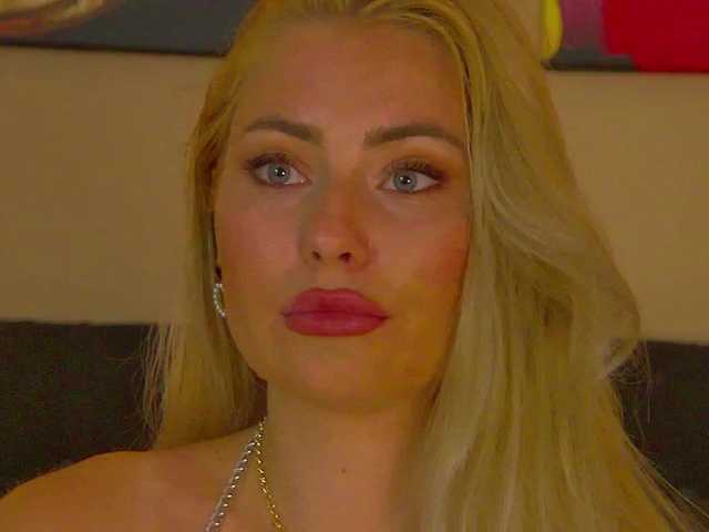 MisshaNight live cam on BongaCams
