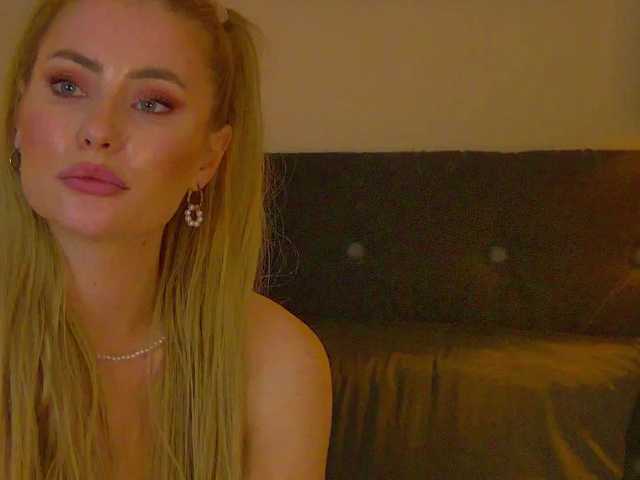 MisshaNight live cam on BongaCams