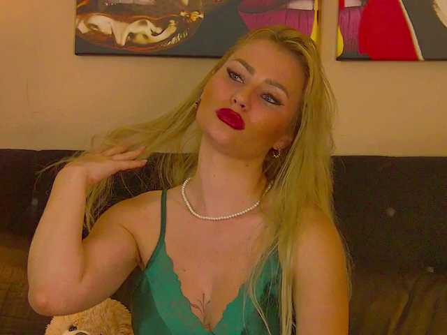 MisshaNight live cam on BongaCams