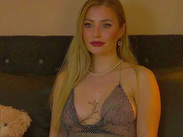 MisshaNight live cam on BongaCams