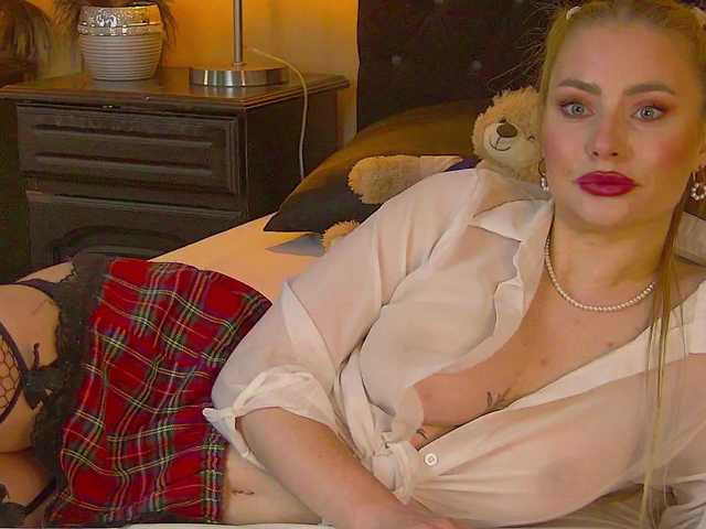 MisshaNight live cam on BongaCams