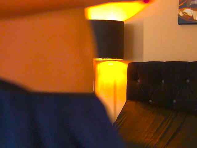 MisshaNight webcam