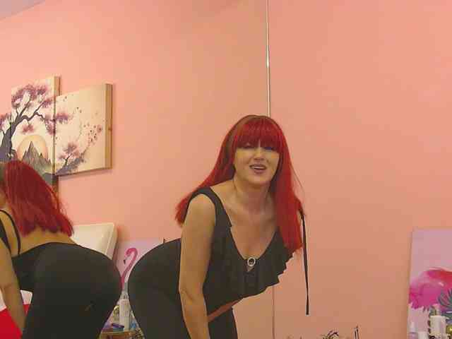 JadeRoyce webcam
