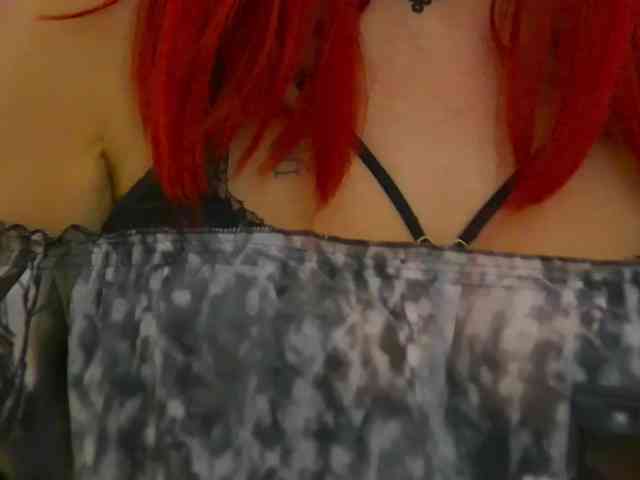 JadeRoyce webcam