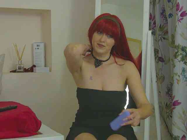 Jaderoyce's cam show statistics and live stream