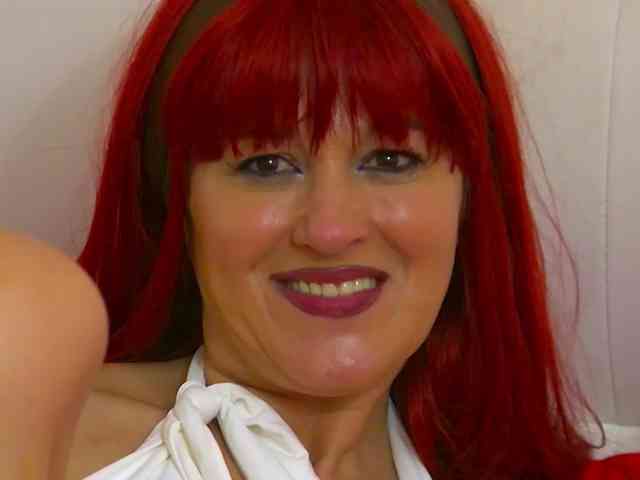 JadeRoyce webcam