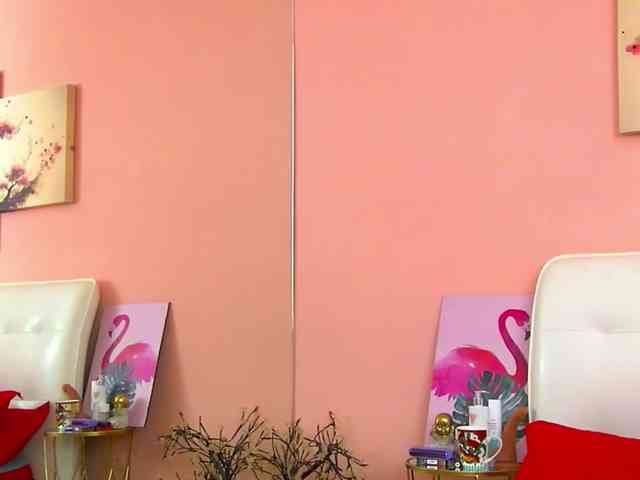 JadeRoyce webcam