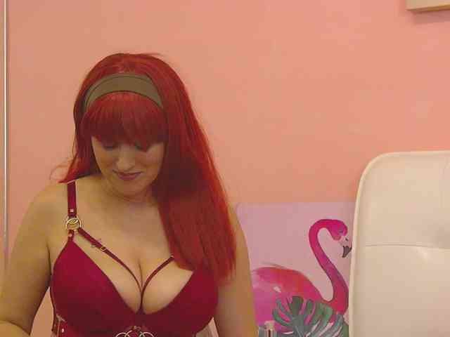 JadeRoyce webcam