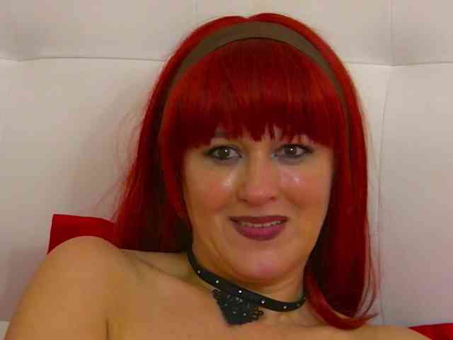 JadeRoyce webcam