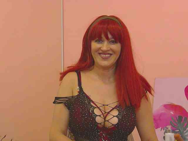 JadeRoyce webcam