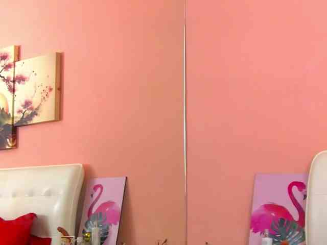 JadeRoyce webcam