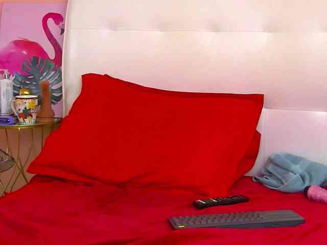 JadeRoyce webcam