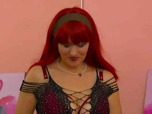 JadeRoyce webcam