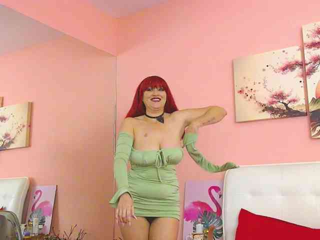JadeRoyce webcam