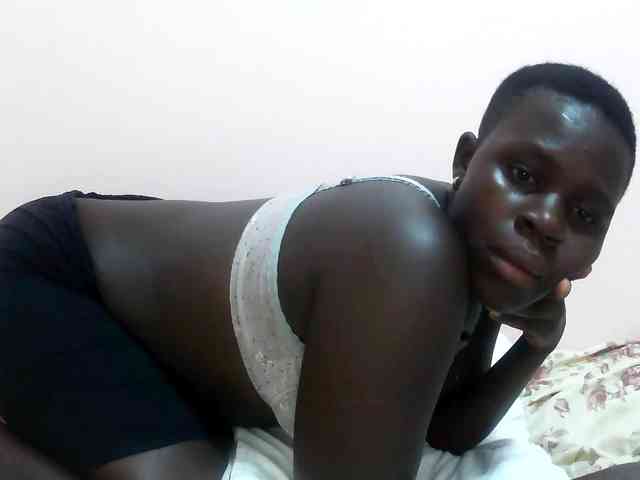 Sweet-Rosy webcam