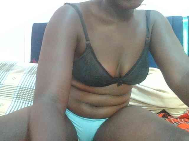 Sweet-Rosy webcam