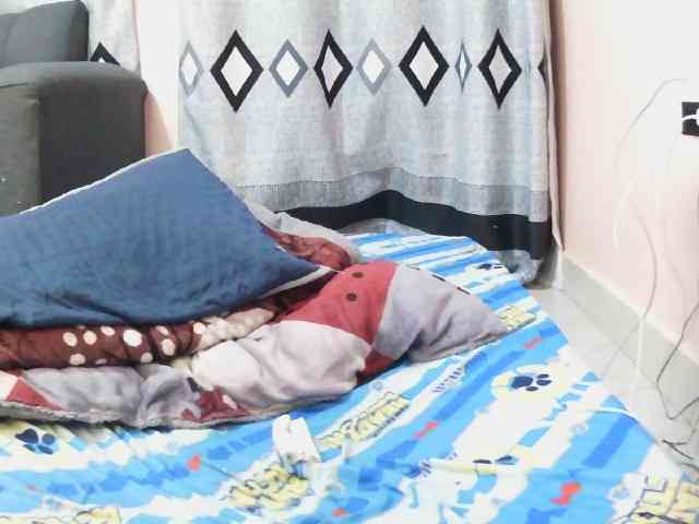 Sweet-Rosy webcam