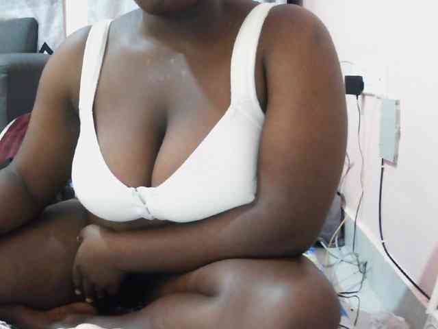 Sweet-Rosy webcam