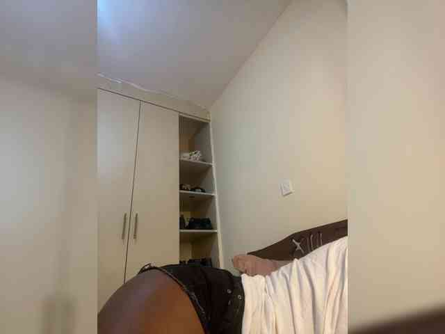 GoddessReen webcam