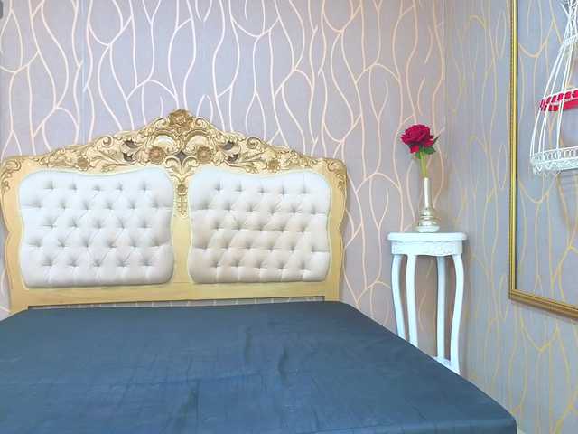 le modèle Orianasmith est en webcam porno dans un show sur le site bongacams, il possède les tags suivants: Latino/Hispanic,Brunette,Trimmed