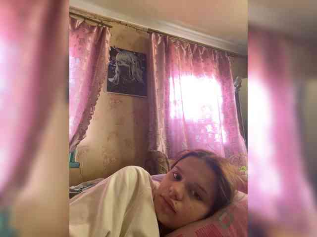 Milasha14 webcam