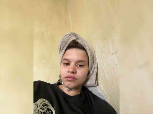 Milasha14 webcam