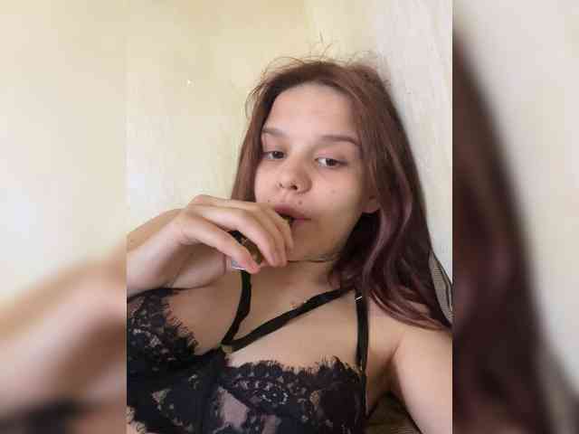 Milasha14 webcam