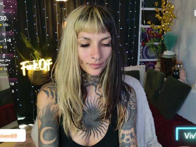 VivVixen live cam on BongaCams