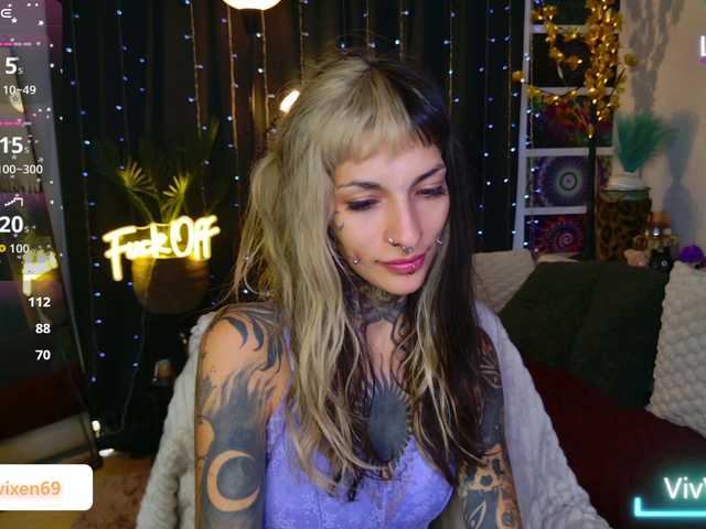 VivVixen live cam on BongaCams