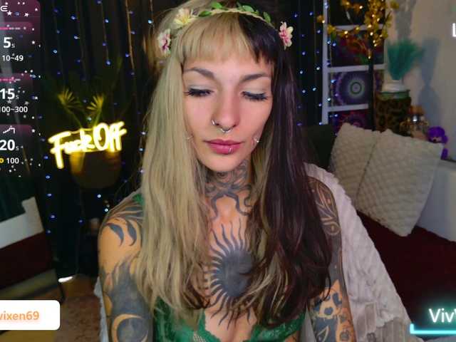VivVixen live cam on BongaCams