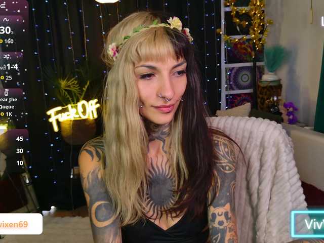VivVixen live cam on BongaCams