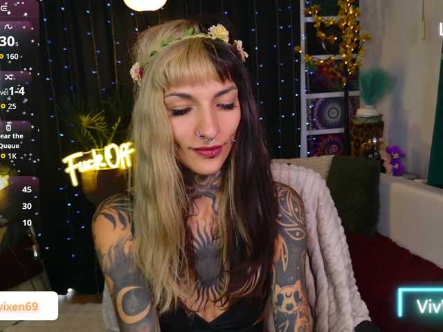 VivVixen live cam on BongaCams