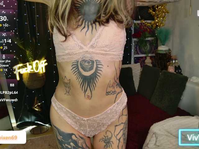 VivVixen live cam on BongaCams