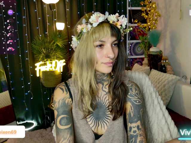 VivVixen live cam on BongaCams