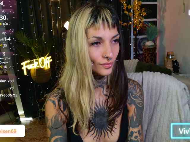 VivVixen VivVixen
