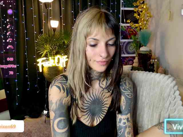 VivVixen webcam