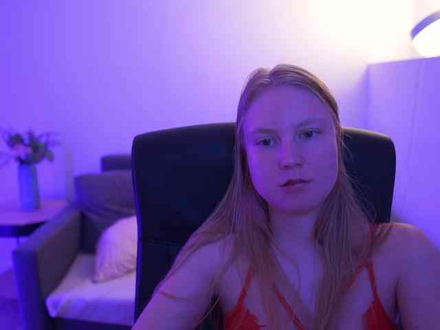 Brllegal18 Live Webcam on BongaCams