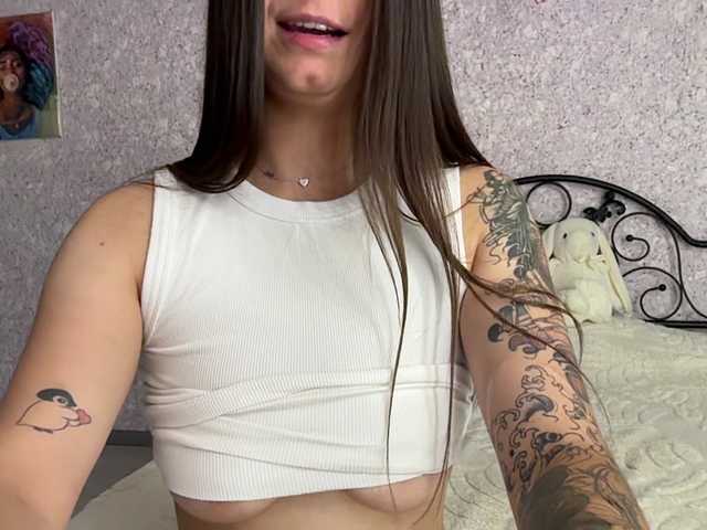 Lina-Li9 live cam on BongaCams