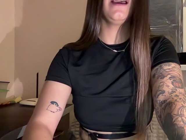 Lina-Li9 live cam on BongaCams