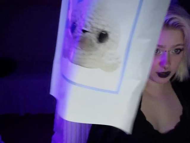 blackIRIS live cam on BongaCams
