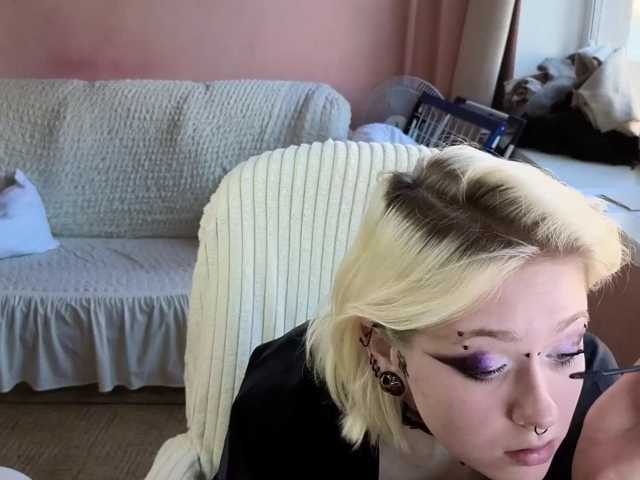 blackIRIS live cam on BongaCams