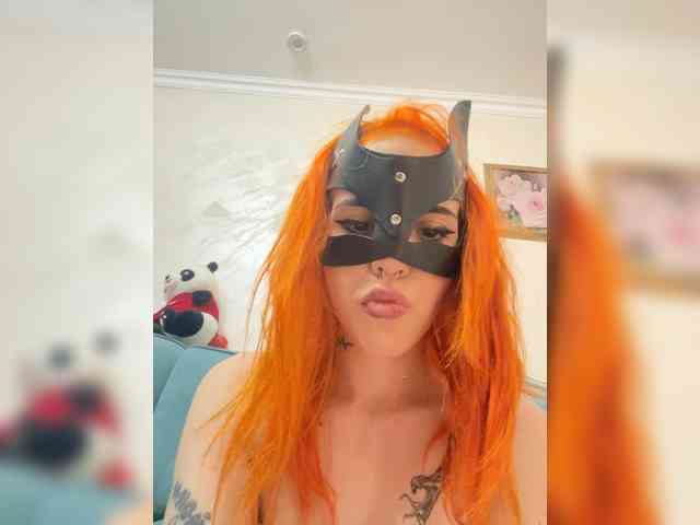 KARINA019 webcam